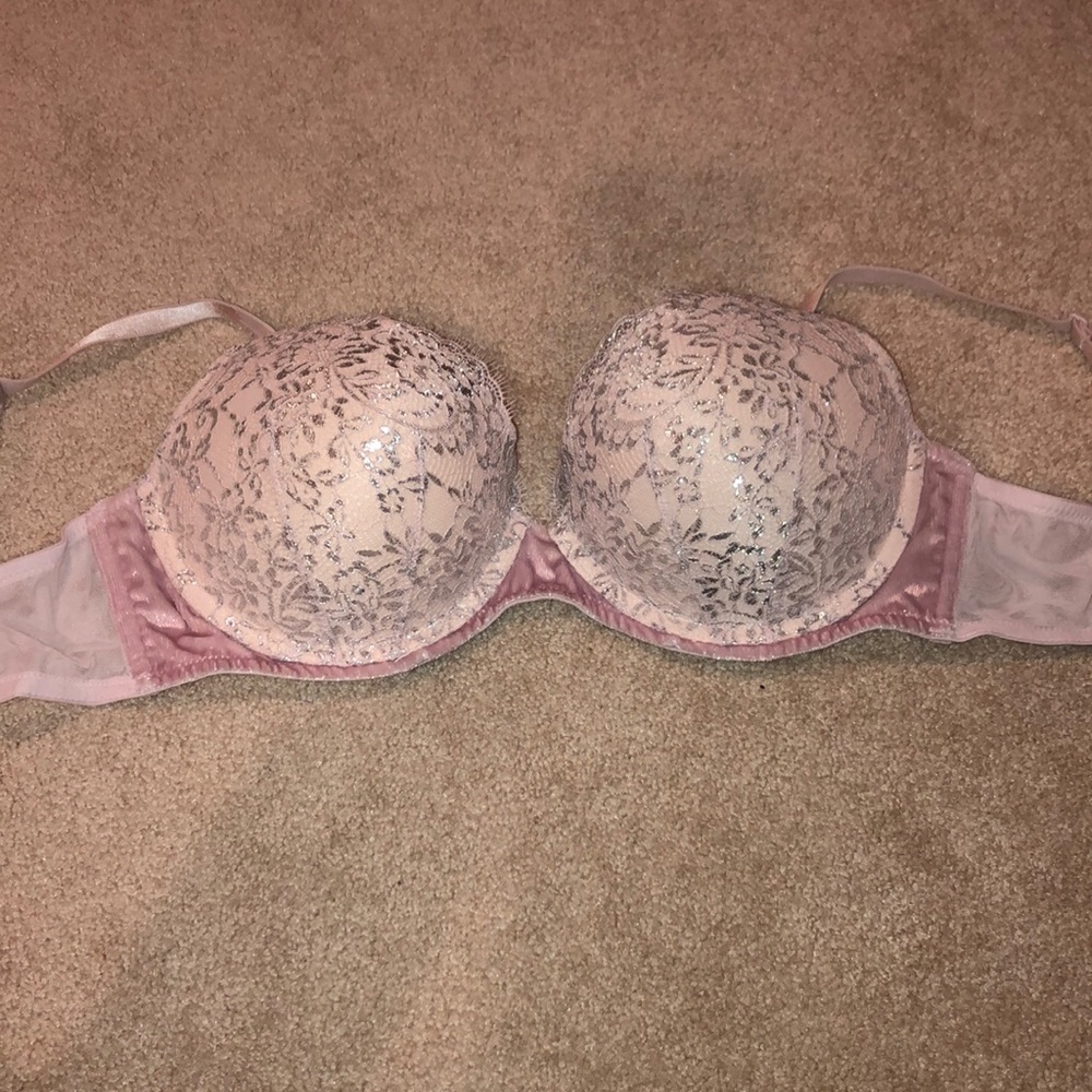 Victoria’s Secret very sexy push up bra